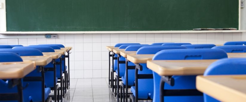 Classroom-Desks-Floor